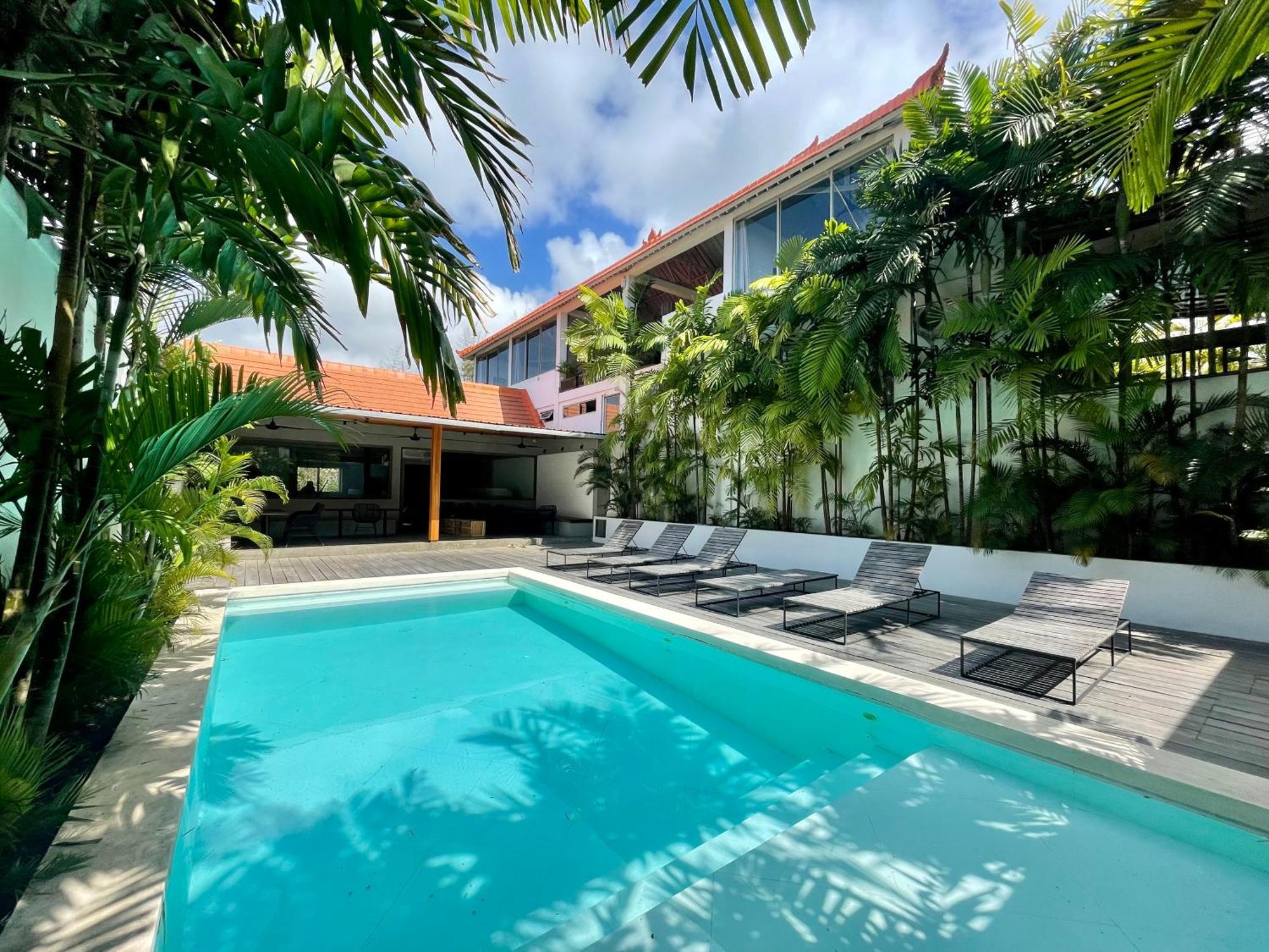 007 Surfhouse Bali Hotel Ungasan  Exterior photo
